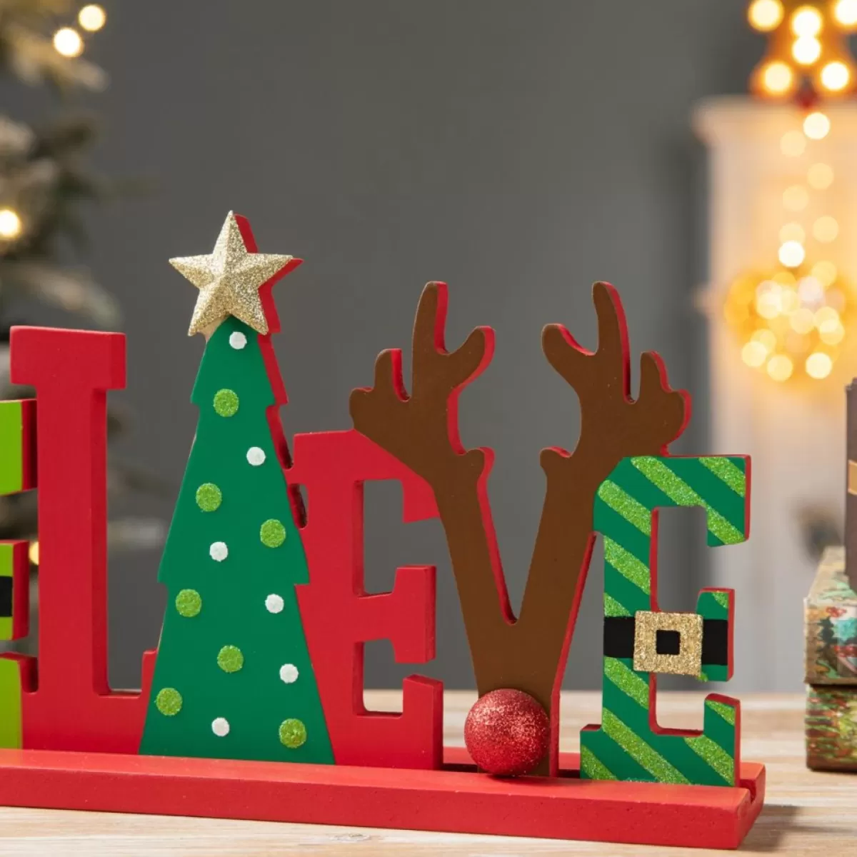 Glitzhome Indoor Decor | 14In L Wooden Christmas Believe Table Decor