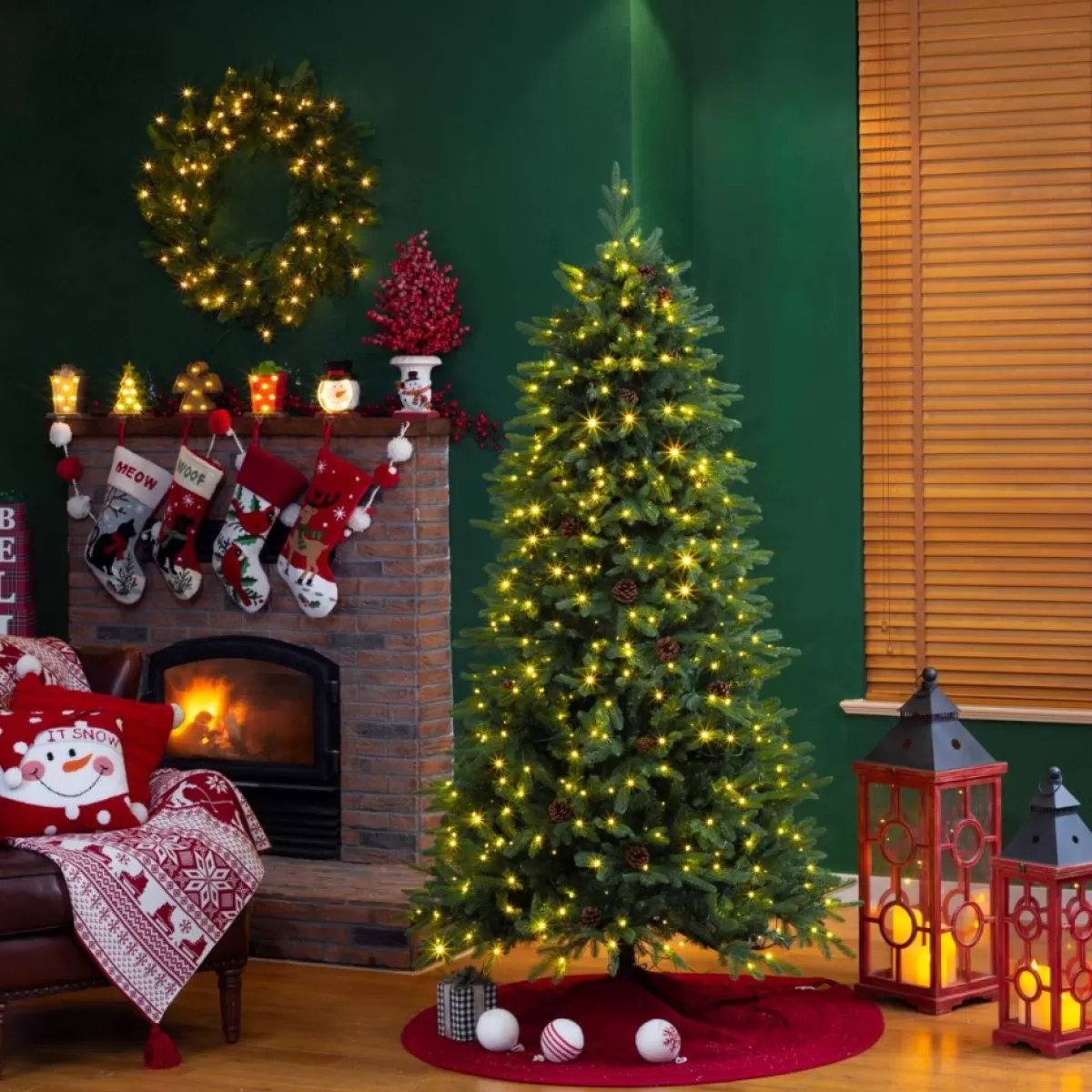 Glitzhome Christmas Trees | 7.5Ft Pre-Lit Green Fir Artificial Christmas Tree W/ 500 Led