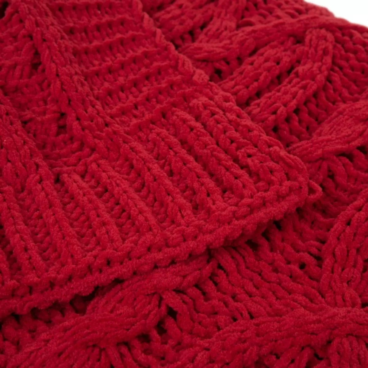 Glitzhome Holiday Textiles | Chenille Knitted Red Throw Blanket