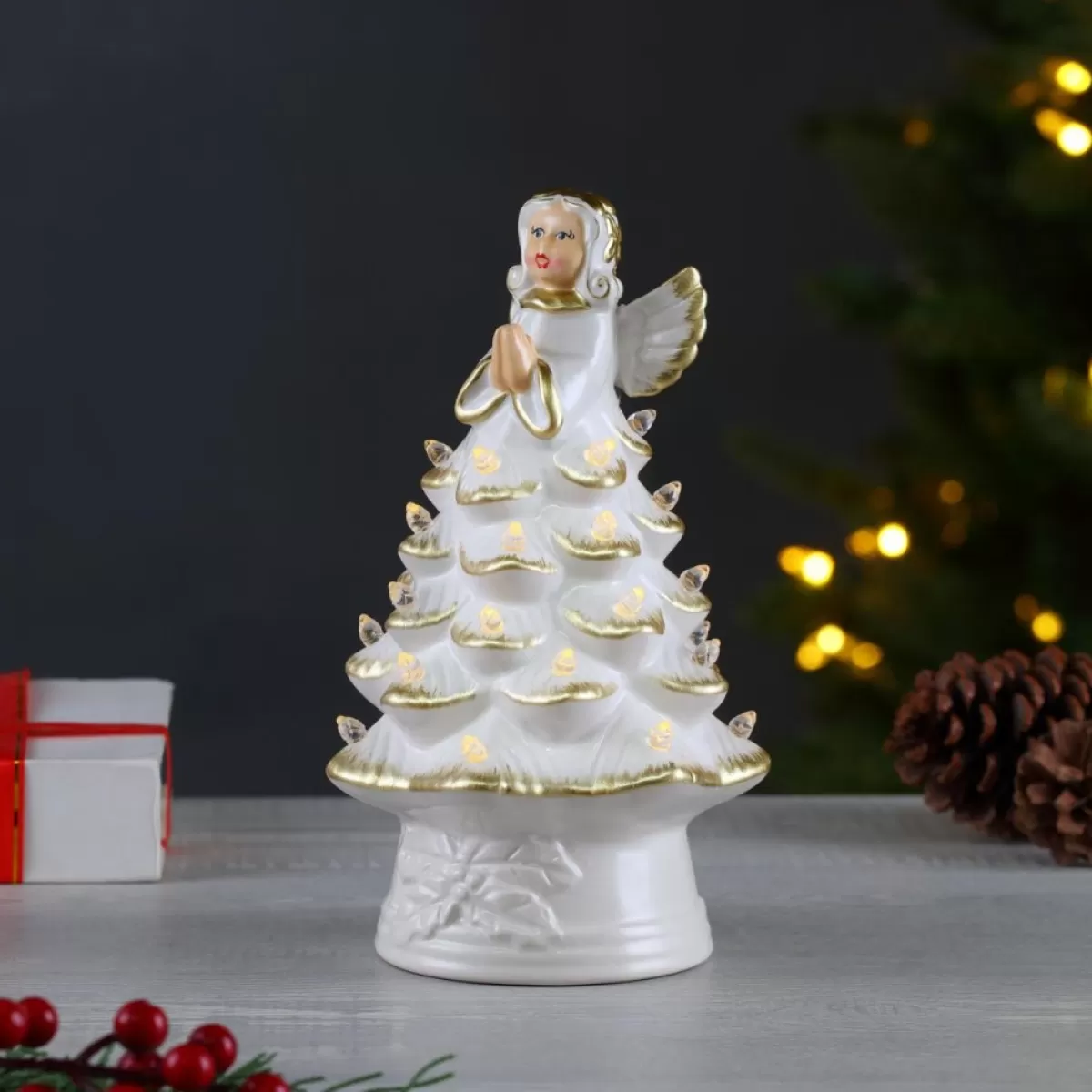 Mr. Christmas Indoor Decor | 8.5" Nostalgic Ceramic Tree