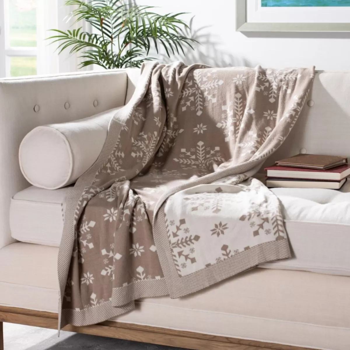 Safavieh Holiday Textiles | Snowflake Throw Blanket