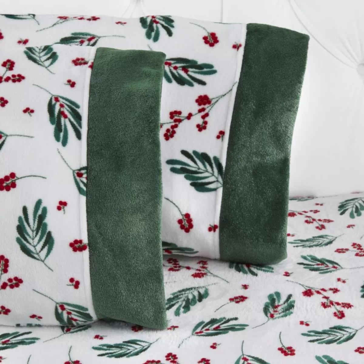 Warm & Cozy Holiday Textiles | Glitter Hem Plush Sheet Set With Extra Pillowcases